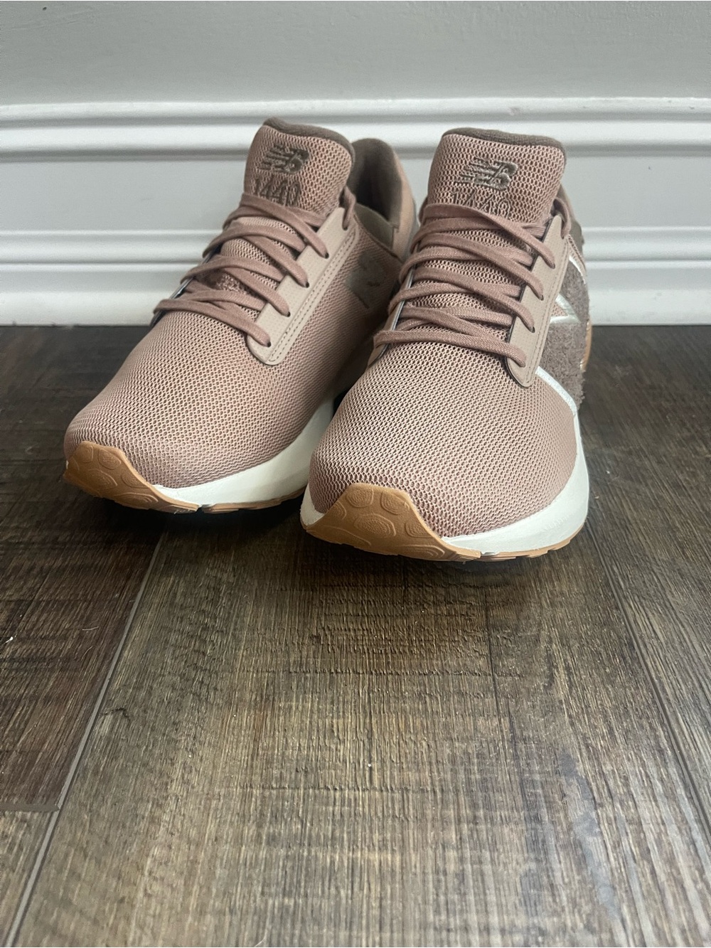 New Balance Women’s Fresh Foam X 1440 V1 Taupe Mesh Sneaker - Picture 4 of 8